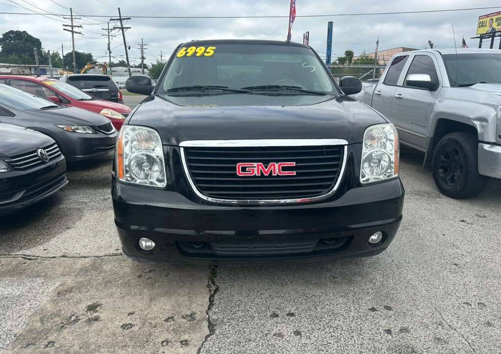2013 GMC Yukon XL 1500 SLE For Sale in Clinton, LA